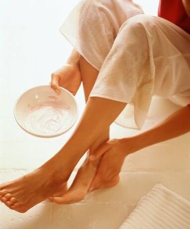 Rub on varicose veins